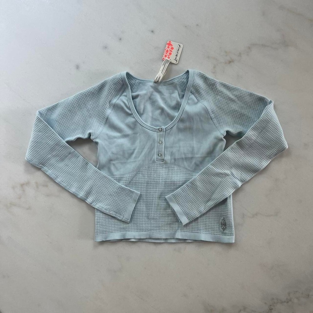 Free People FP Movement Good Karma Henley Top Artic Snow Blue M/L OB1836168